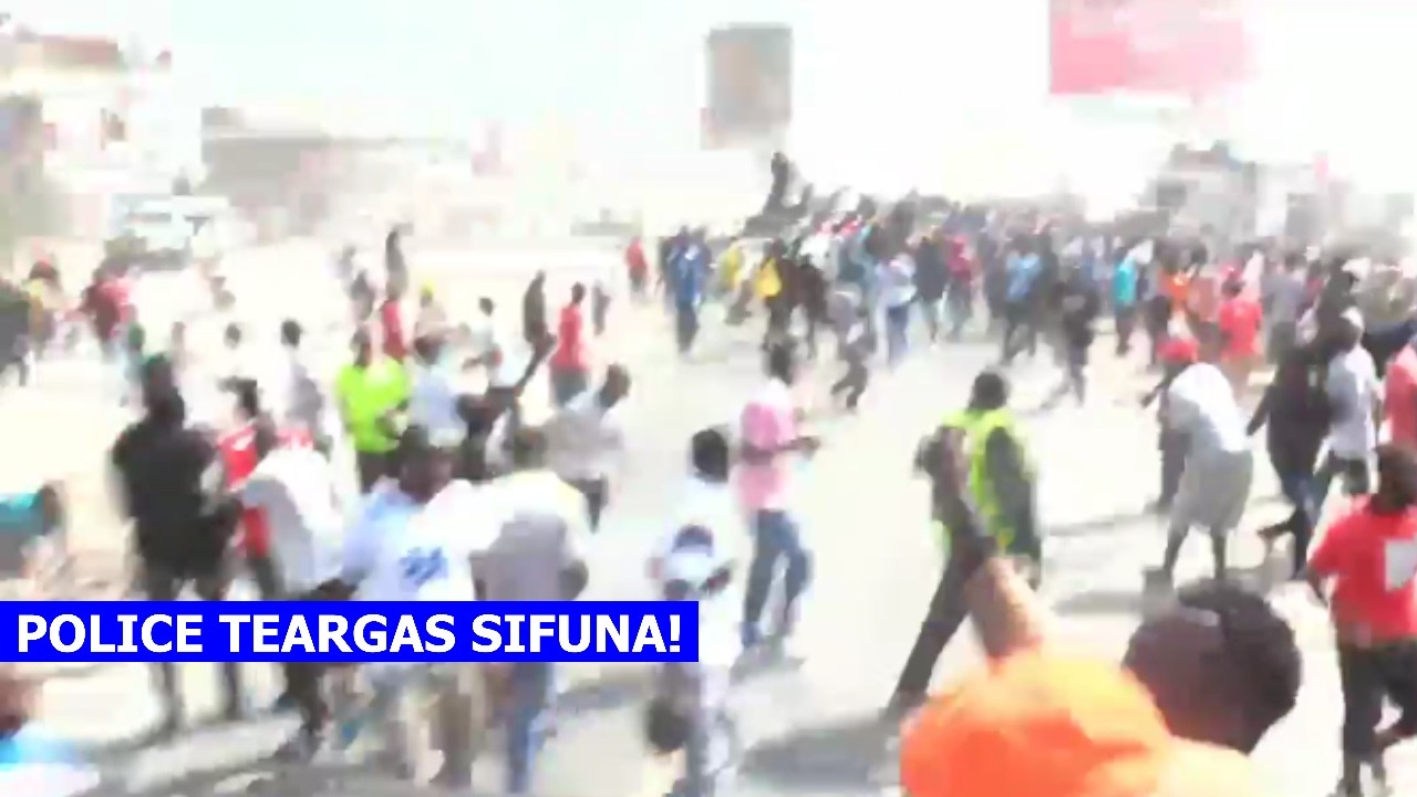Fireworks as Police teargas Sifuna, Babu Owino and Winnie Odinga during their Rally in Kigengela!