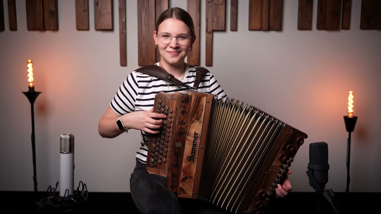 Am Grundlsee mit Sophia | Steirische Harmonika