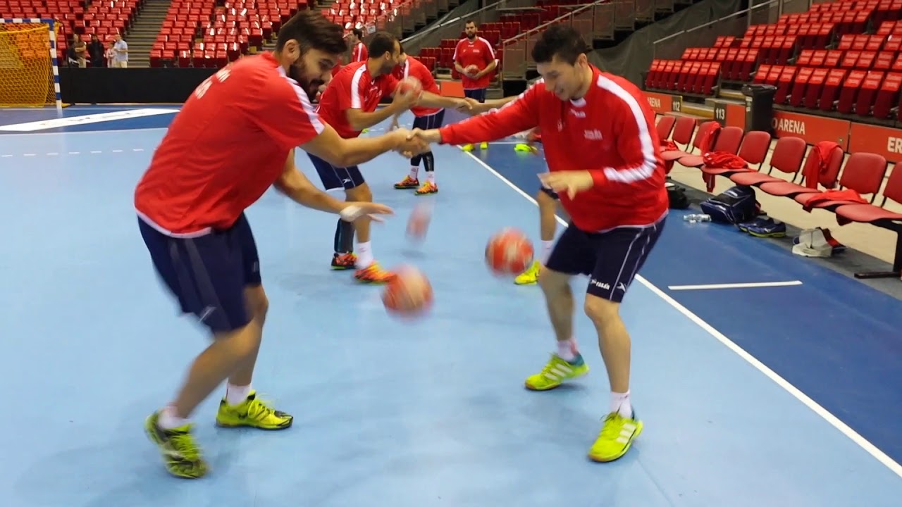 Sesión manejo y adaptación del balón a una mano