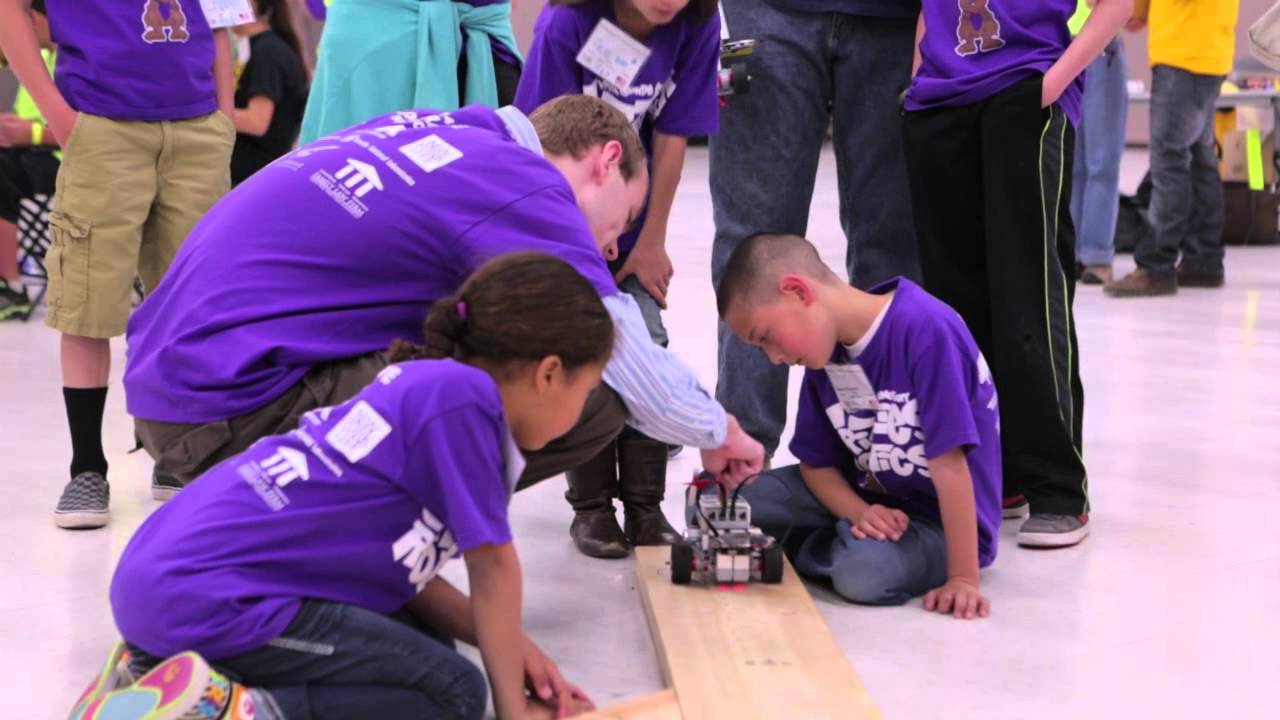 VIDEO RoboRAVE International 2014