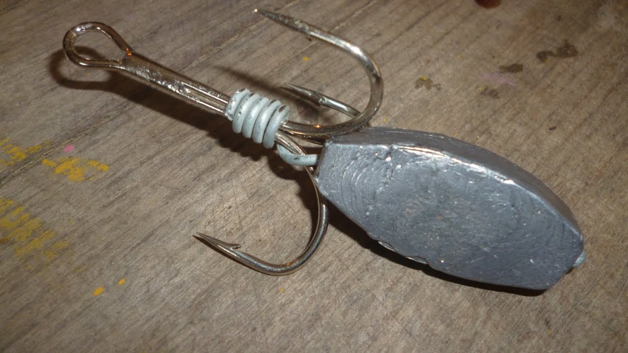 ROBADOR PLOMADO.