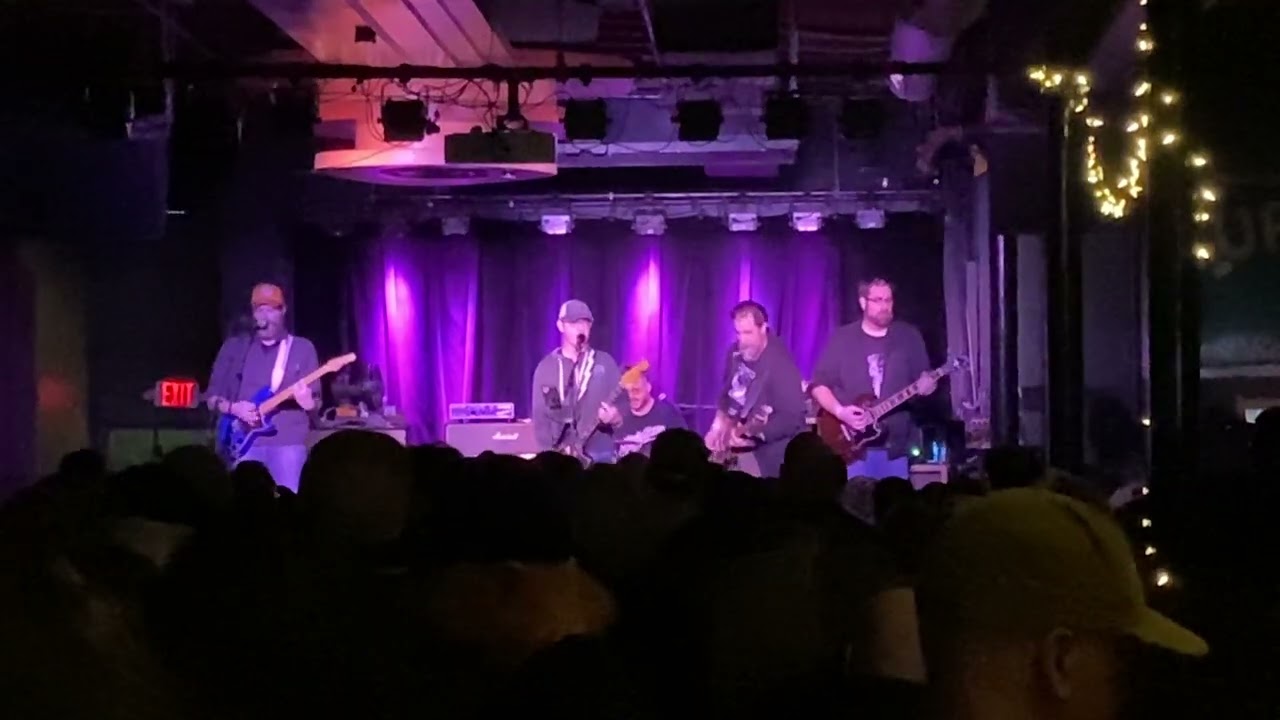 PLEEZER ~ GETCHOO #live #weezer #cover #turfclub #stpaul #minnesota #coverband #coversong#covermusic