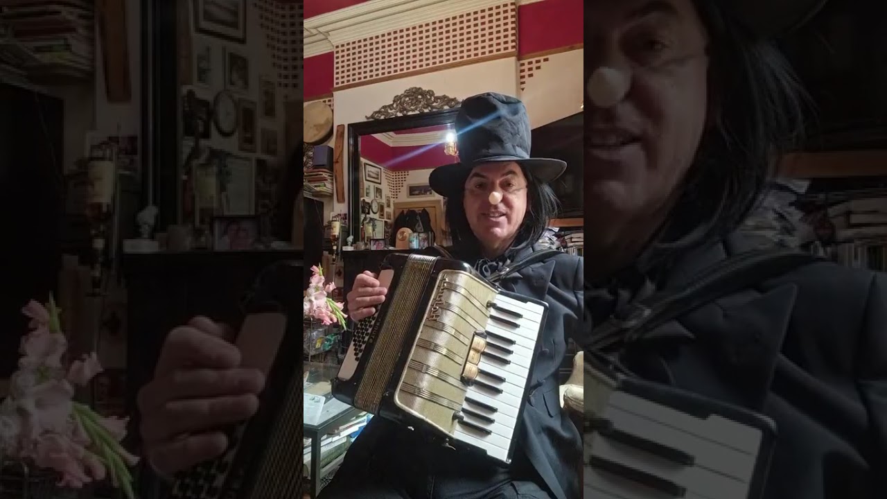 317. Sandy Brechin Sunday Live Child Catcher Sep 2025