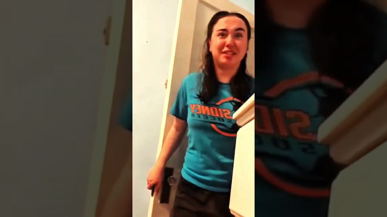 I love scare cam #scarecam #scareprank #Funny #funnyprank #prankvideo #sofunny #relax #funniest