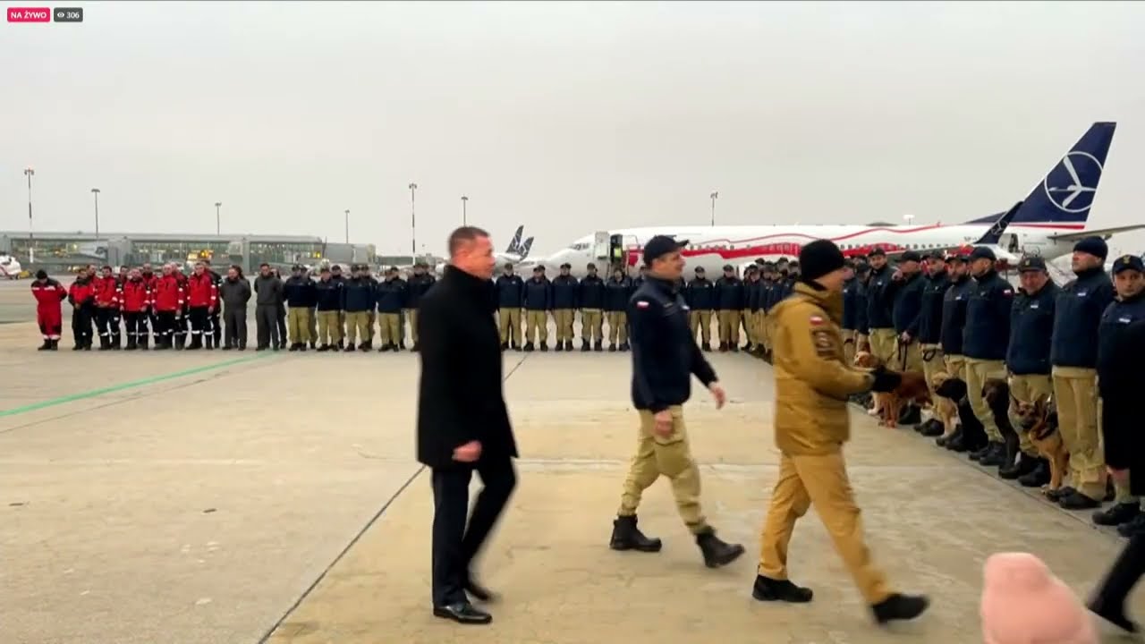 Polscy strażacy wracają z Turcji do Polski