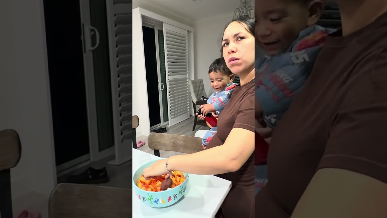 Mi Madrecita se prepar&oacute; una delicia con esta papaya media verde   #delicias