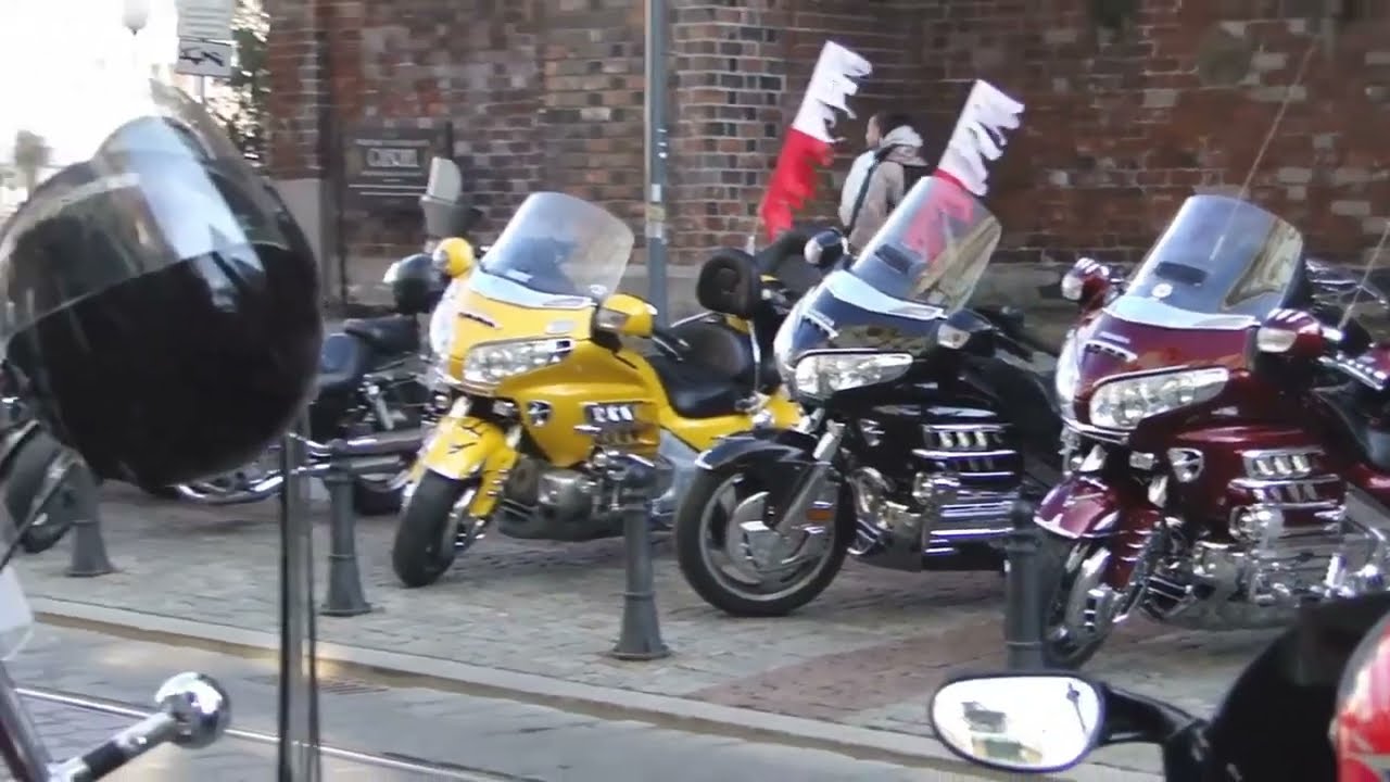 Radosna Parada Niepodległości Motocykle 2011| Archiwum Wrocław