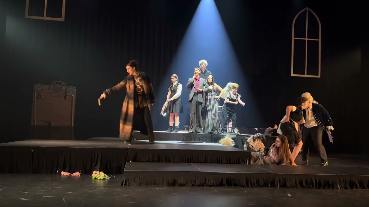 Jesper in The Addams Family - Musical 2.0 zondag 19.05.2024 -  deel 1/4