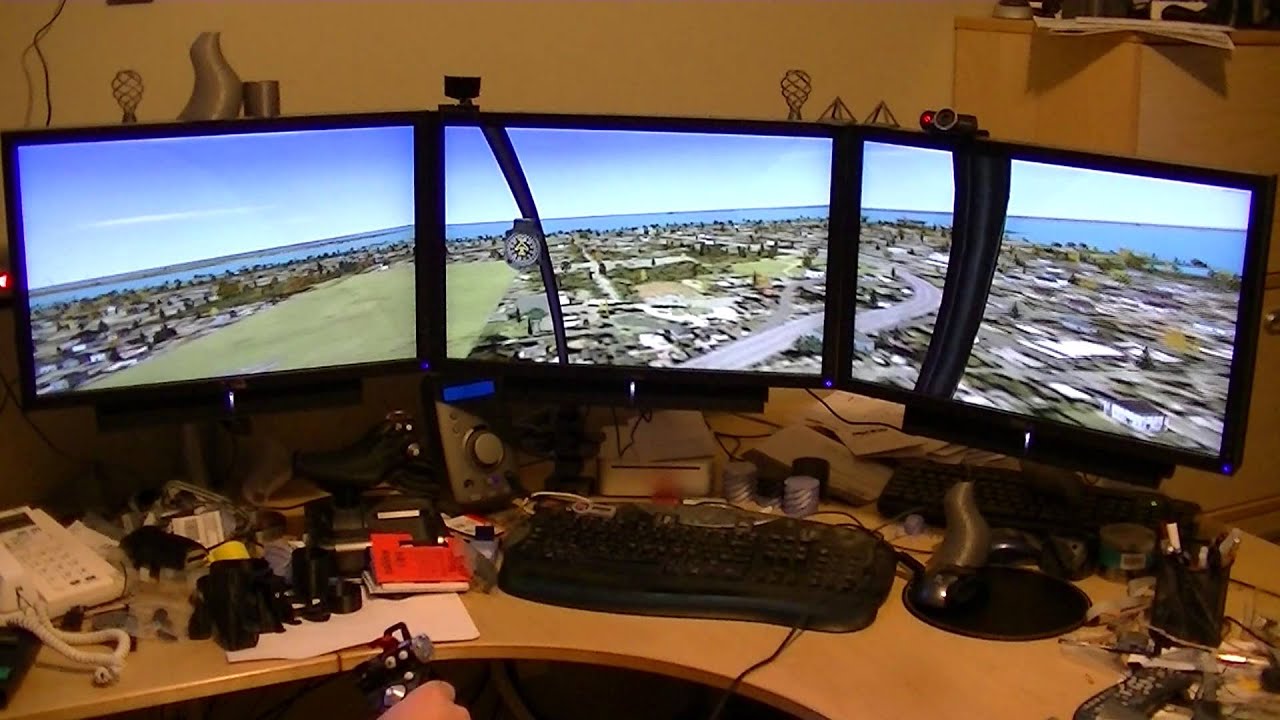 Flight Simulator with Multiple Monitors