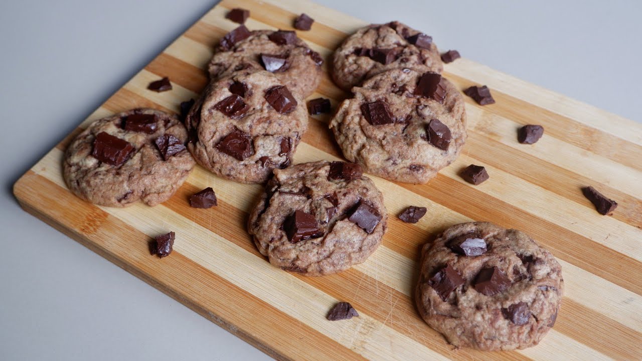 Chewy Chocolate Chunk Cookies