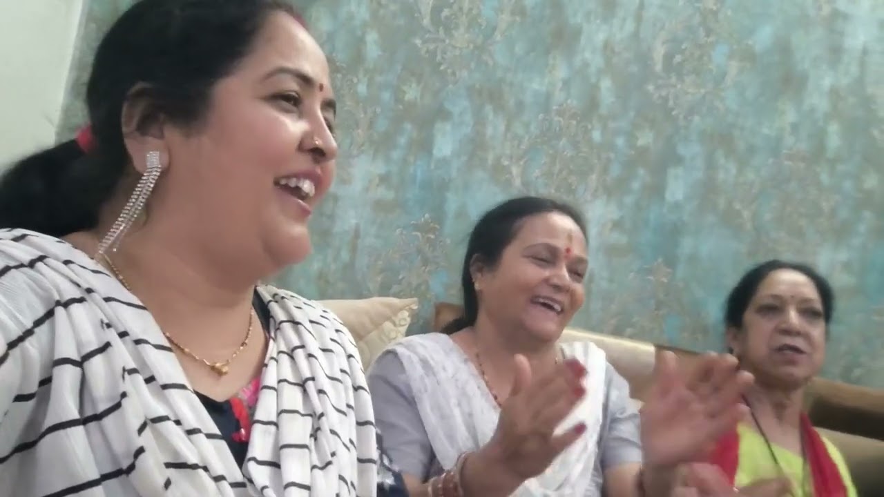 बन्ना बन्नी के सुंदर गाने गाए चाची जी ने #सुरीली आवाज #शादी के गीत 😍🥰