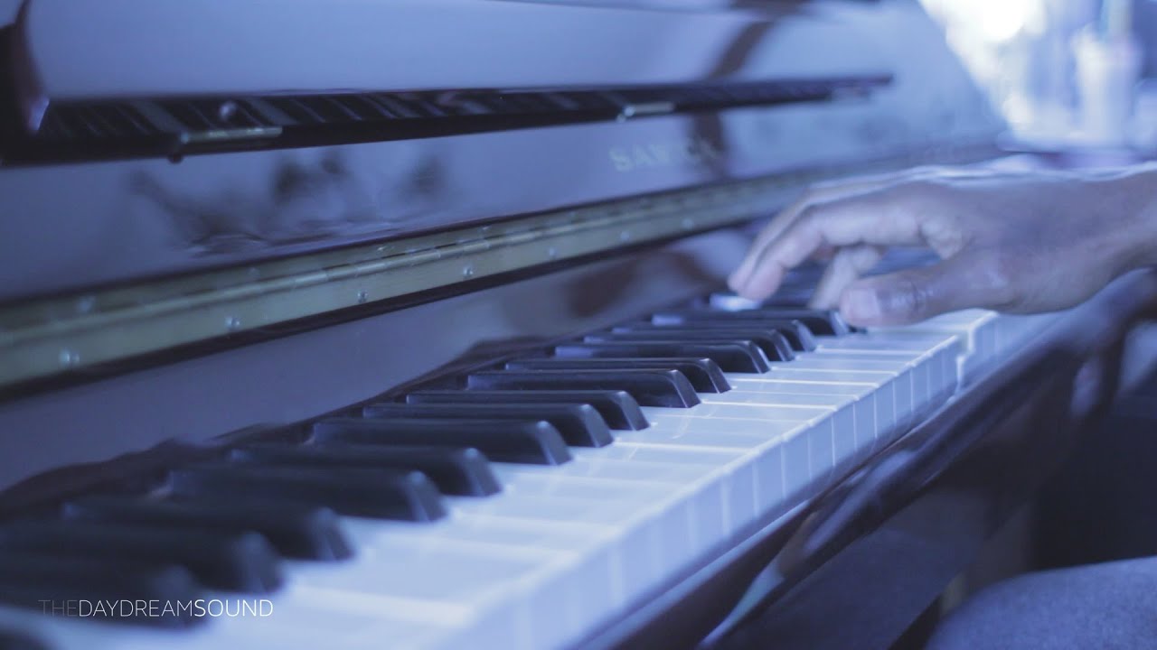Practicing Scales Right Hand (Key Training)