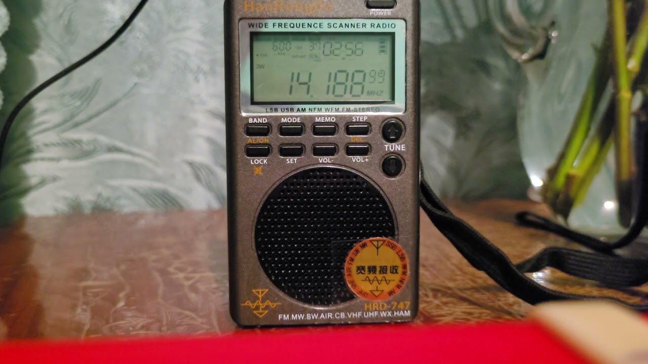 tecsun pl330 vs HanRongDa HRD-747