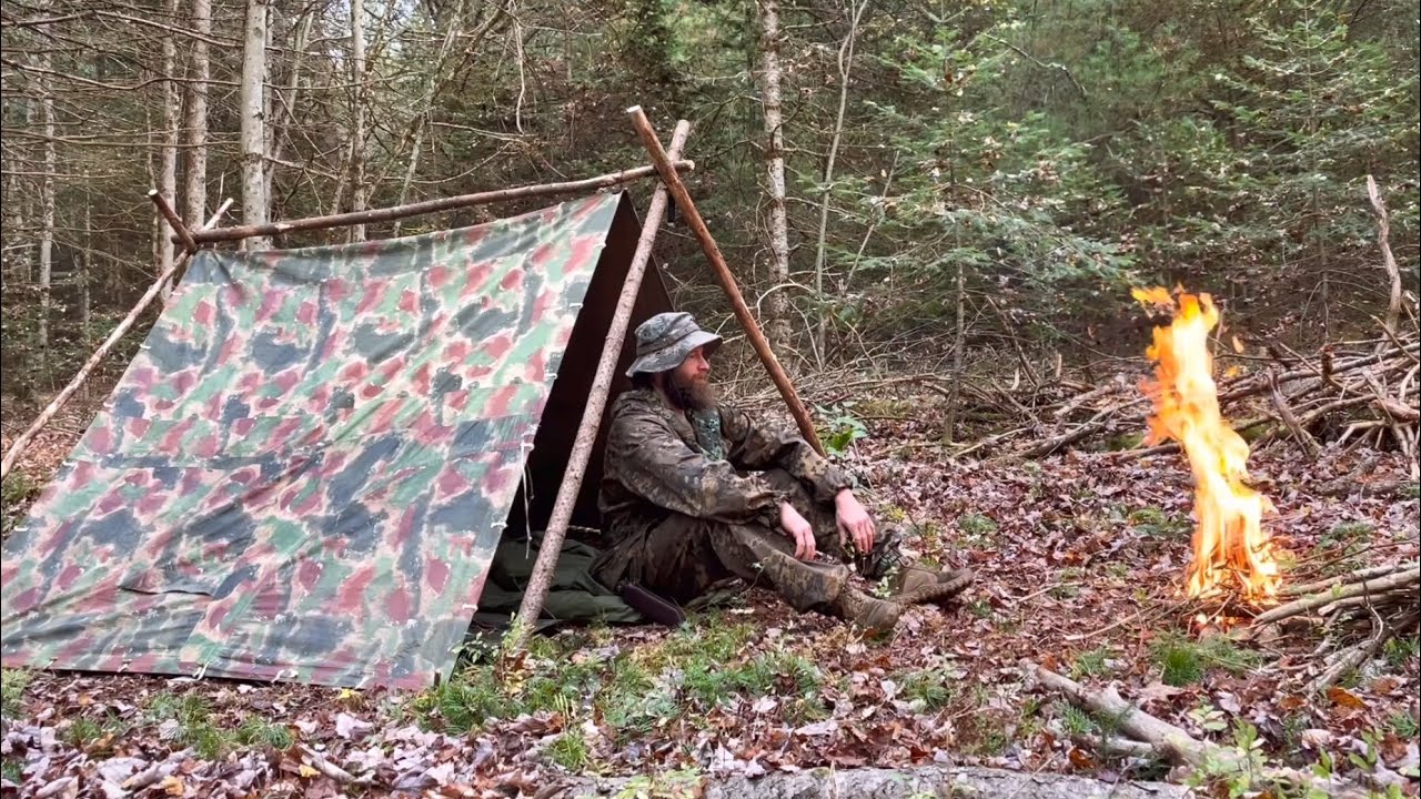 Camping in the RAIN, WW2 Gear, Plash Palatka, Partizan M, Nature Relaxing
