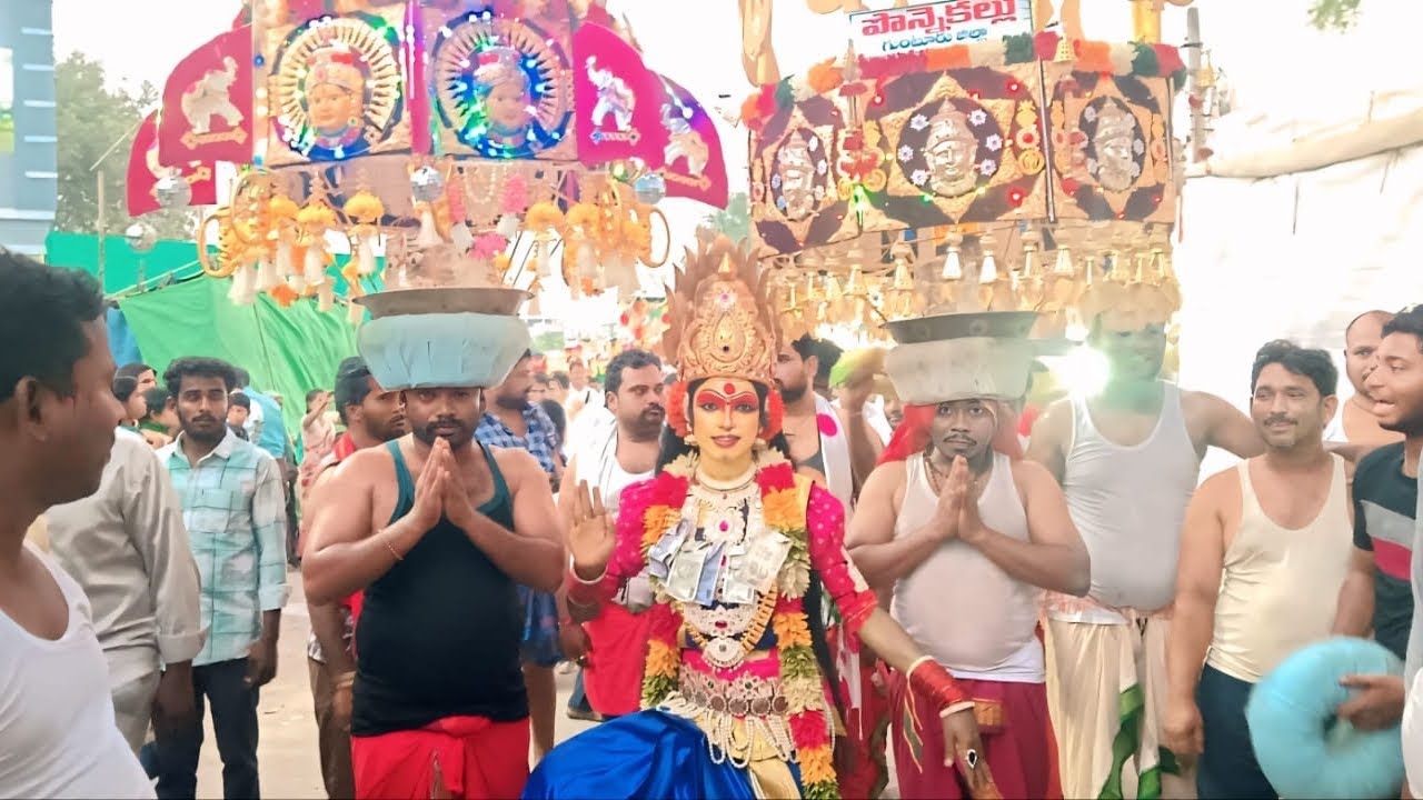 ⚘️⚘️నందవారంలో అంగరంగ వైభవంగా సాక్షి మాత🔱 శ్రీ చౌడేశ్వరి అమ్మవారికి జ్యోతి నిర్వహించిన భక్తులు 🚩🚩🚩