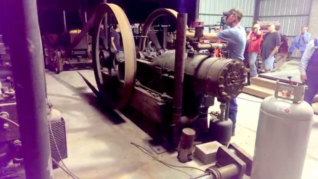 TEDTEA 25/30 hp One Cylinder Bessemer Gas Engine Firing