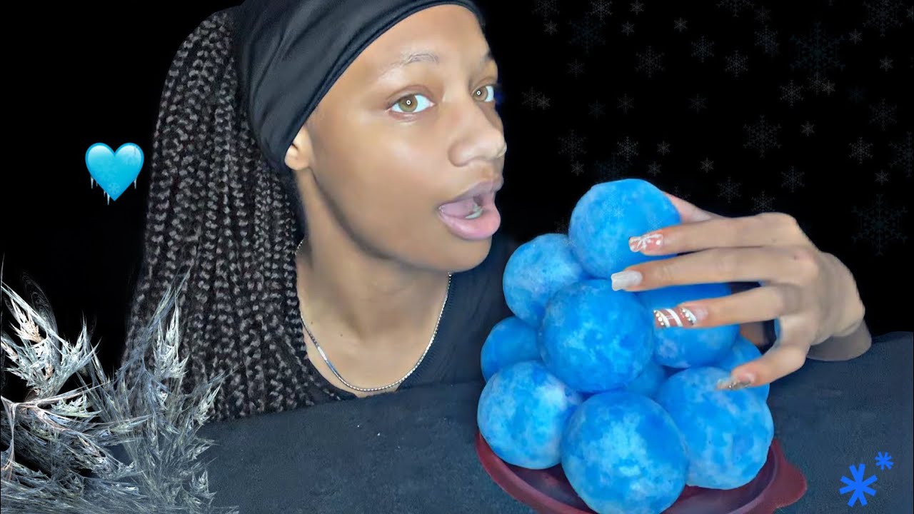 ICE ASMR| BLUE POWDERY ICE SNOWBALLS!