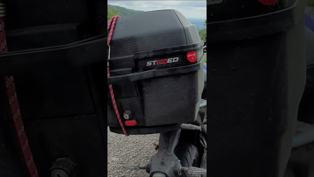 MT03 com Baú Stoned 35L e bolha depois de 2700km de viagem