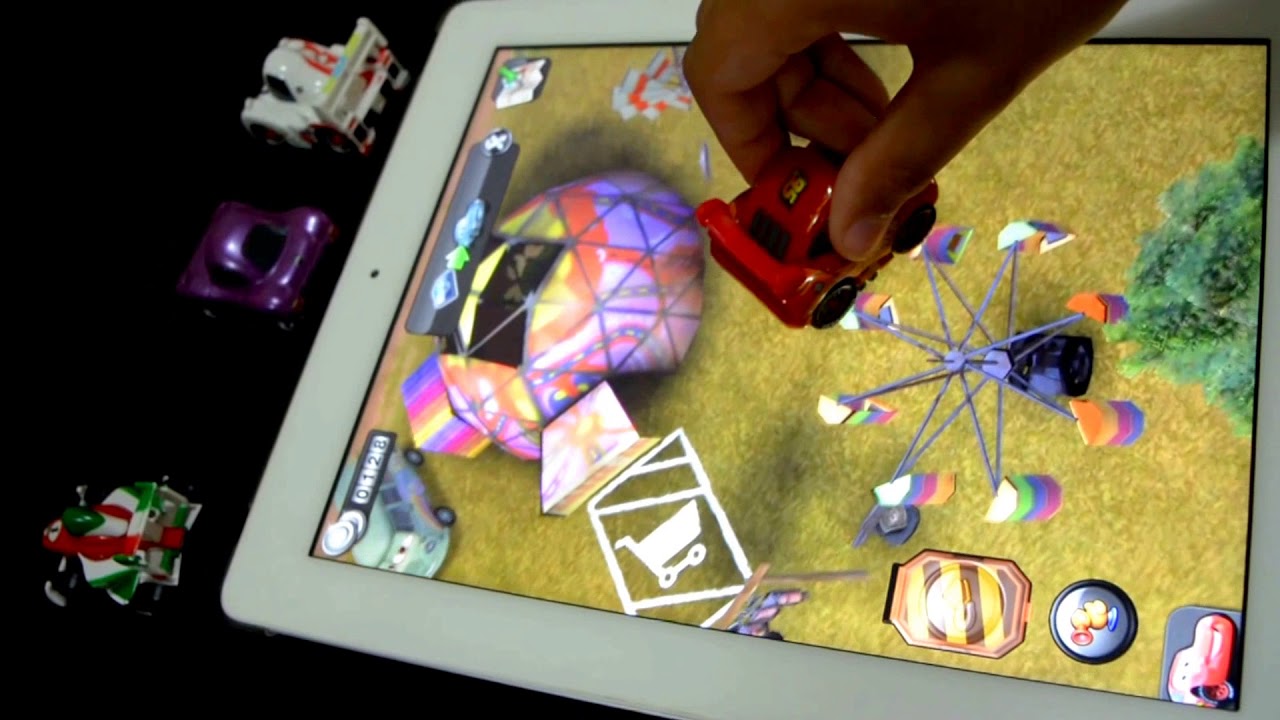 Playing with toy Lightning Mac Queen on Cars 2 Appmates app