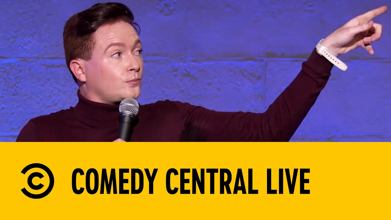 Stephen Bailey Comes Out to His Parents | Comedy Central Live
