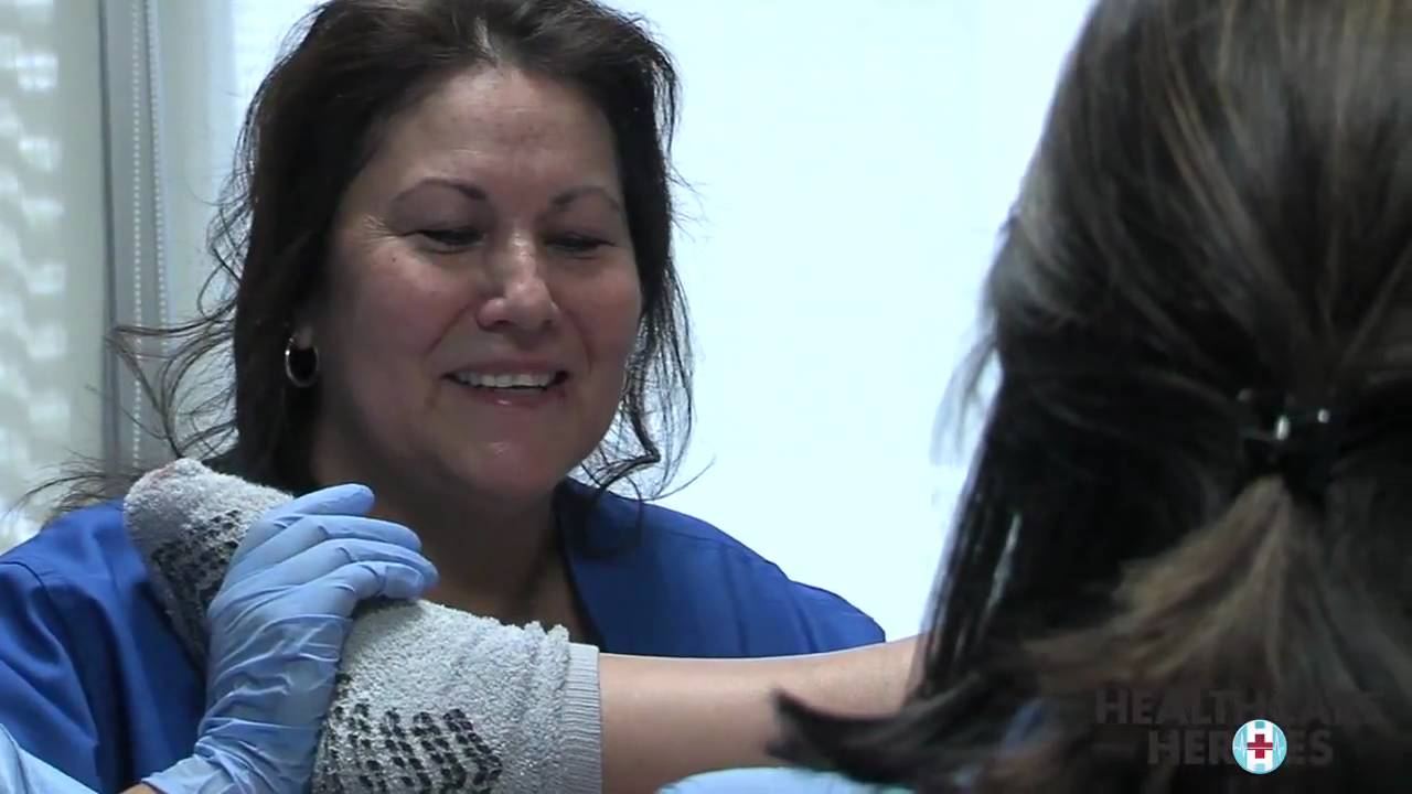 Медсестра-акушерка