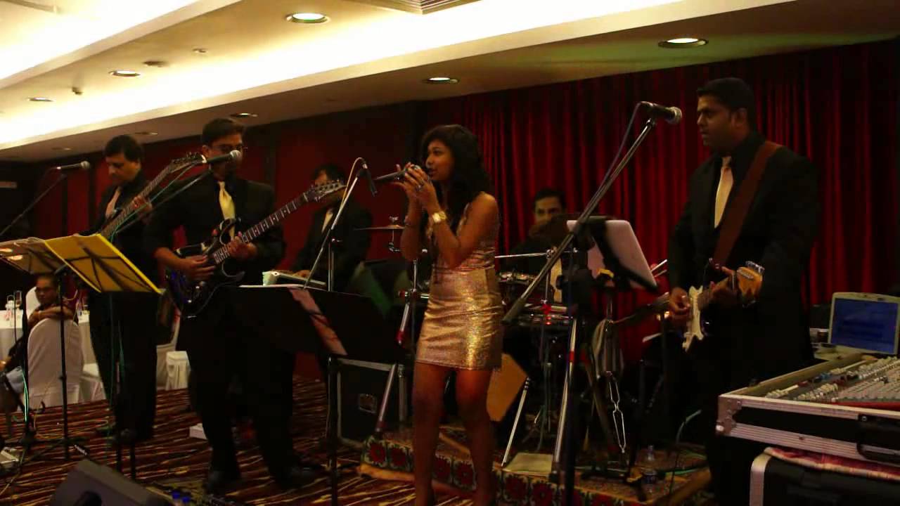 Feel this moment - Cascades Band, Goa