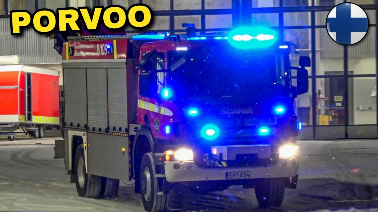 [PORVOO] Fire Trucks & Ambulance Responding to Traffic Accident With Lights & Sirens!