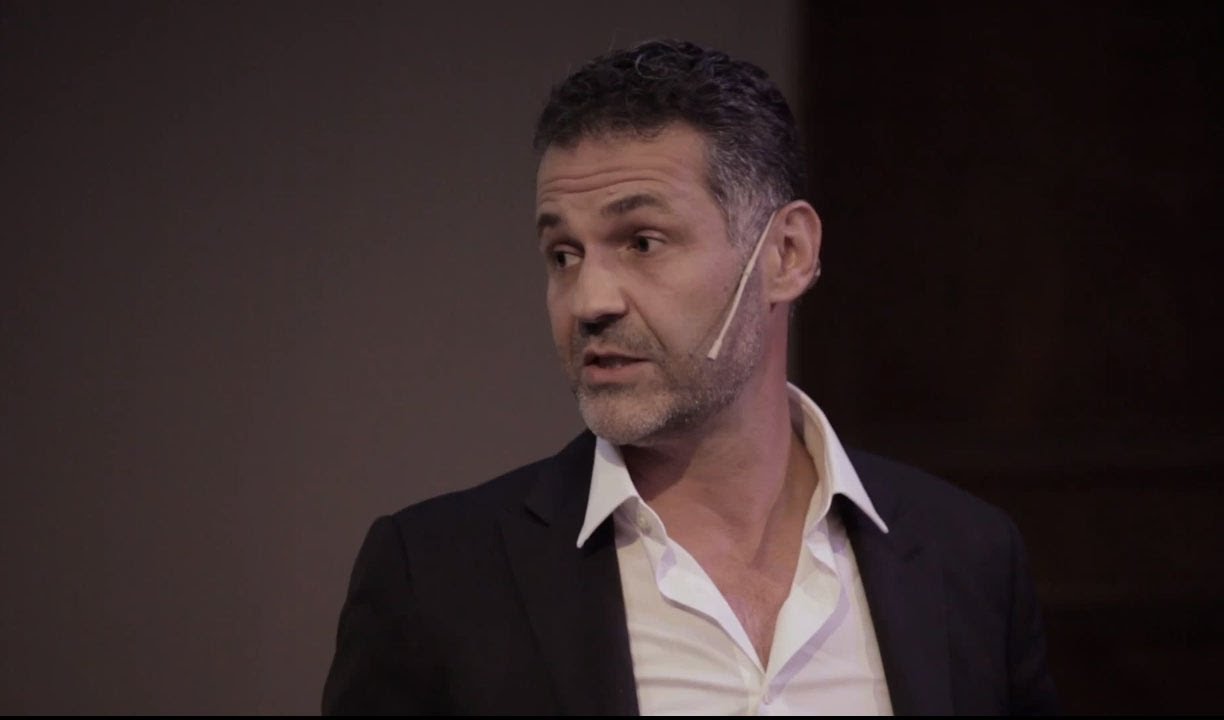 Khaled Hosseini discusses And the Mountains Echoed with Bloomsbury Institute