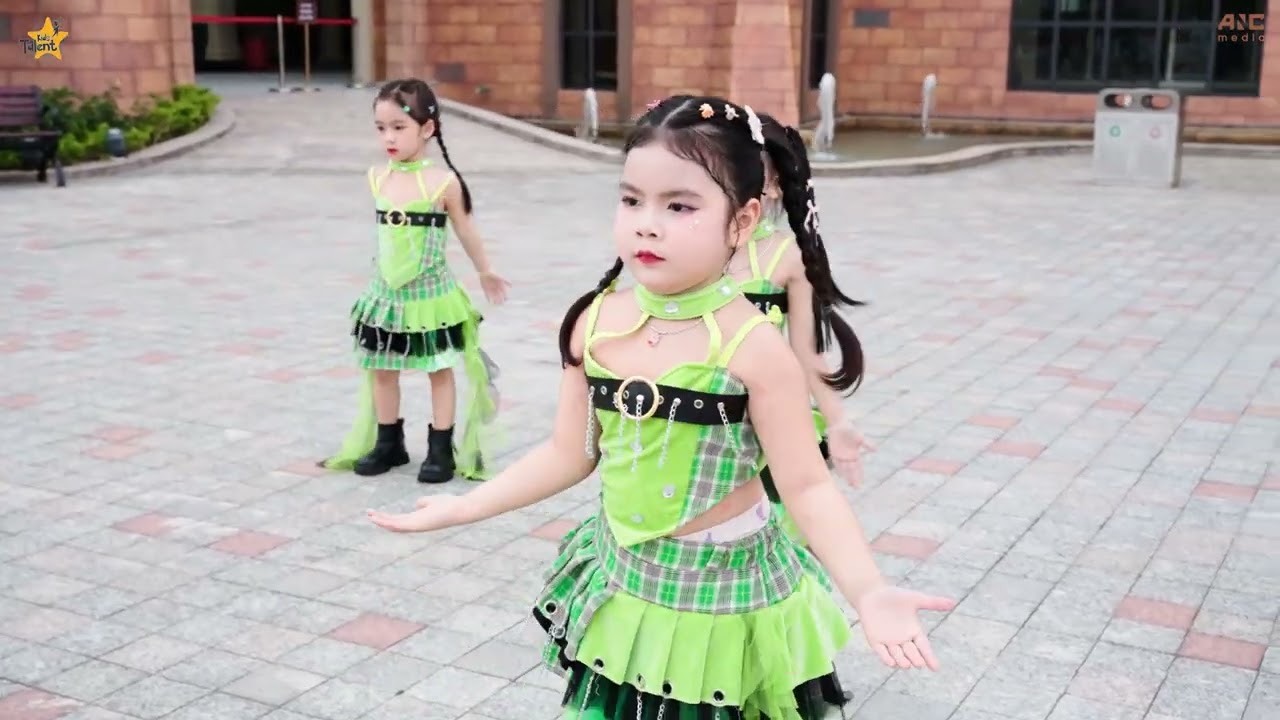 Nhảy ếch ngồi đáy giếng 3-5 tuổi
