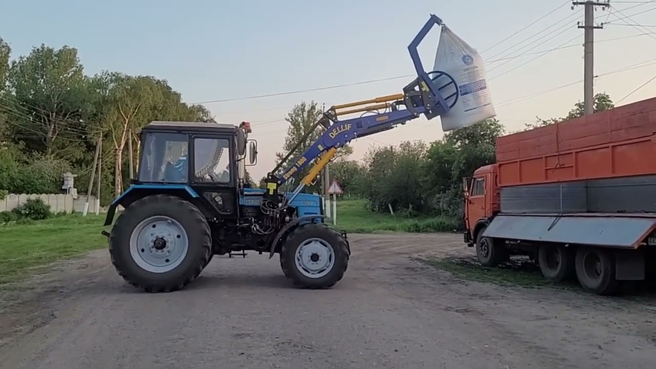 Погрузчик Dellif Strong 1800 - превірка потужності - розвантаження бега 700 кг