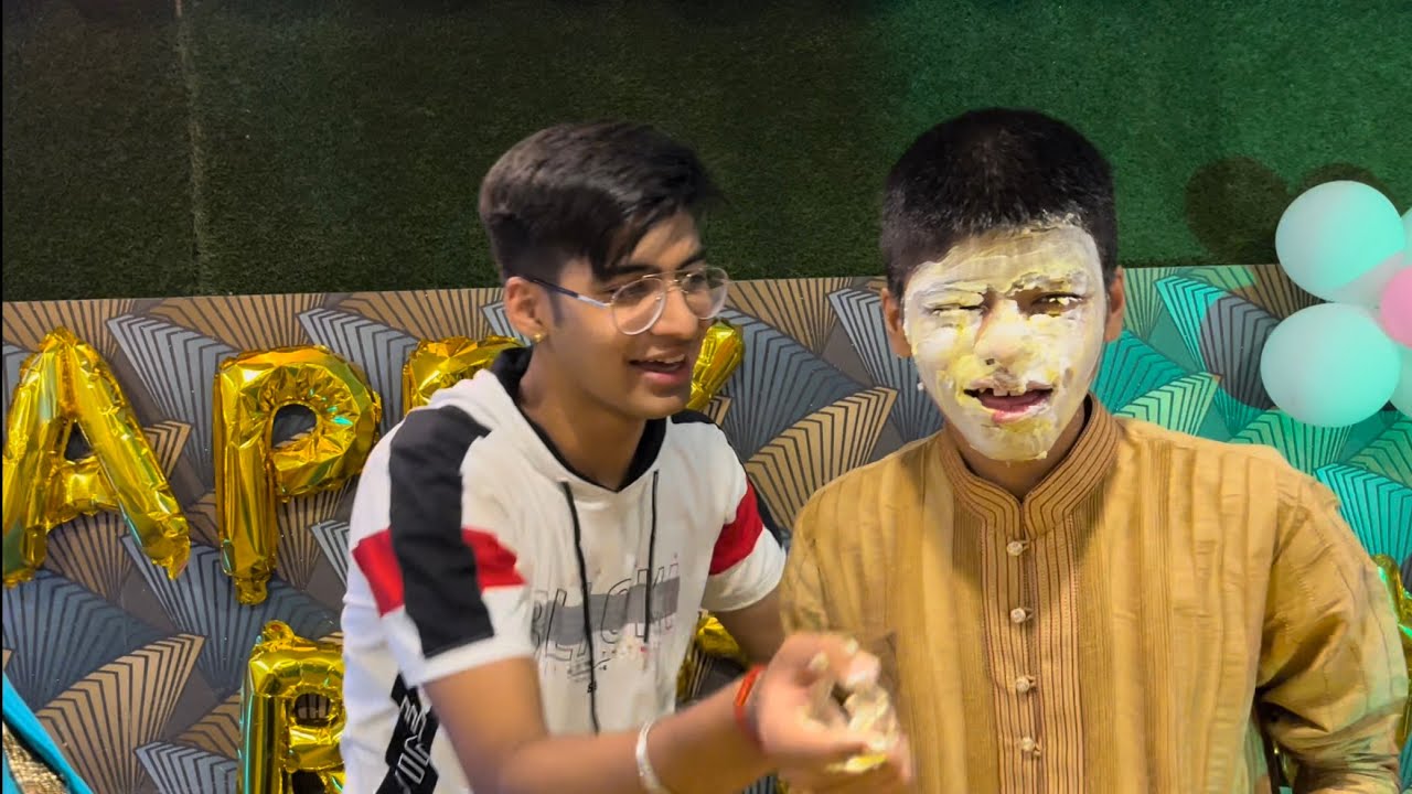 Birthday Ke Din Om Ko Bhut Bana Diya 🤣