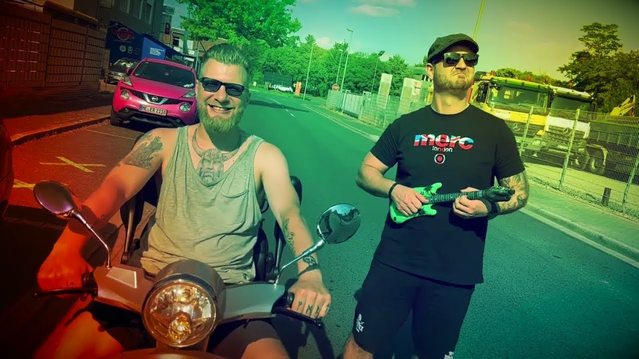 33RPM - Die sch&ouml;nsten Tage (Official Music Video) feat. Kremer, Ochmoneks, Alarmbaby