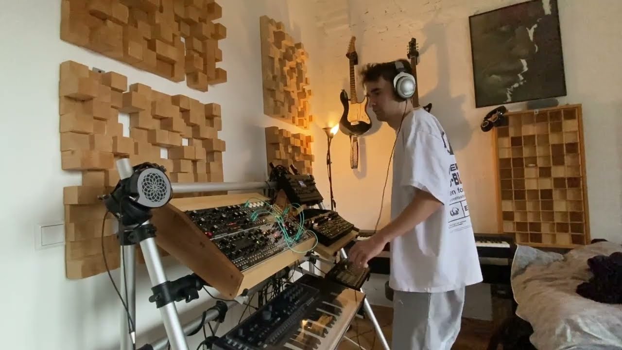MODULAR CHILL TECHNO - Groovy Modular Chill-Techno With BIG SOUNDS - 091
