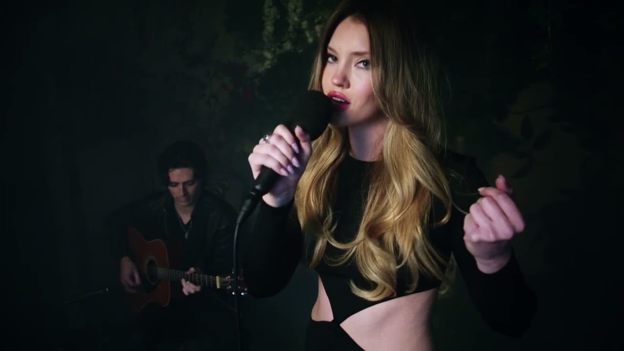 Stela Cole | Roses Acoustic Official