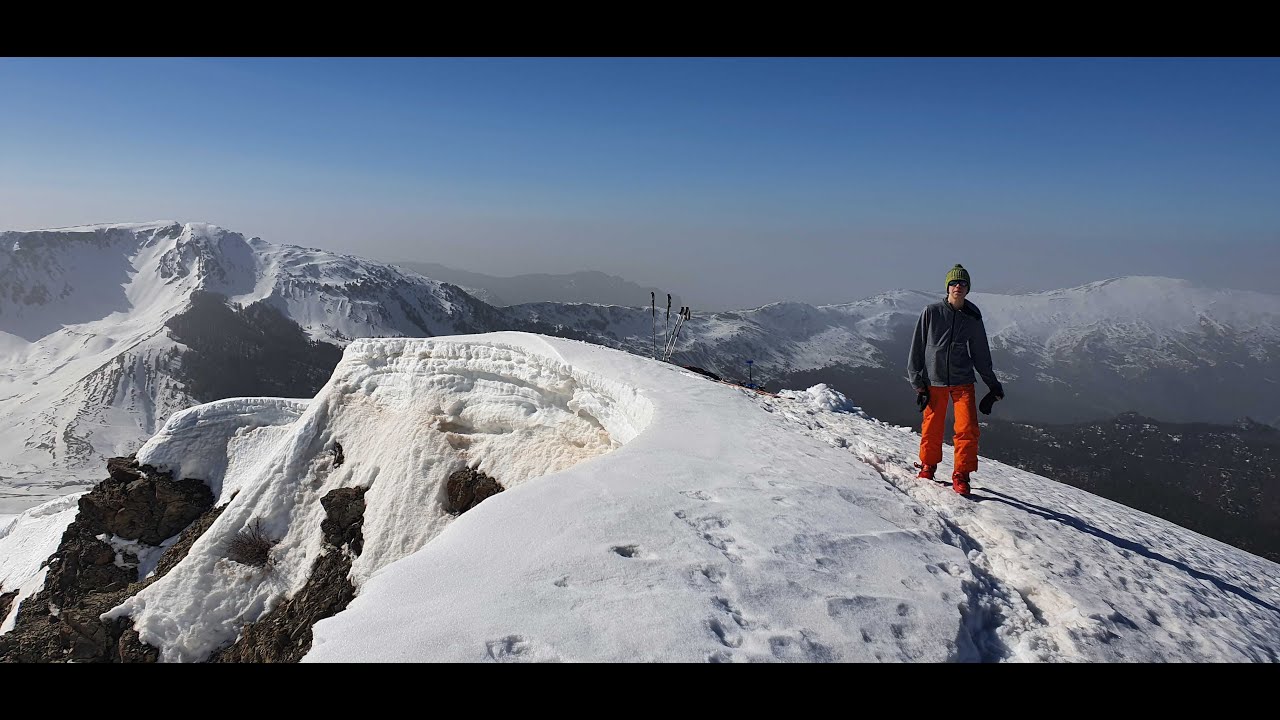France Outdoors video & drone footage.  Skiing in les Monges, south France Alps.