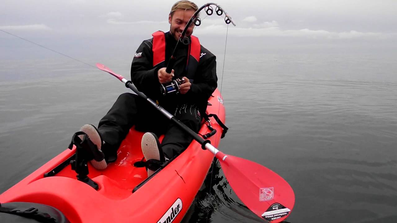 Barátta við stórlúðu á Strike Angler Sit-On-Top- www.ggsjosport.is