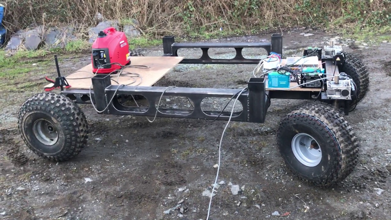 WEEDINATOR powered by Honda EU10i generator