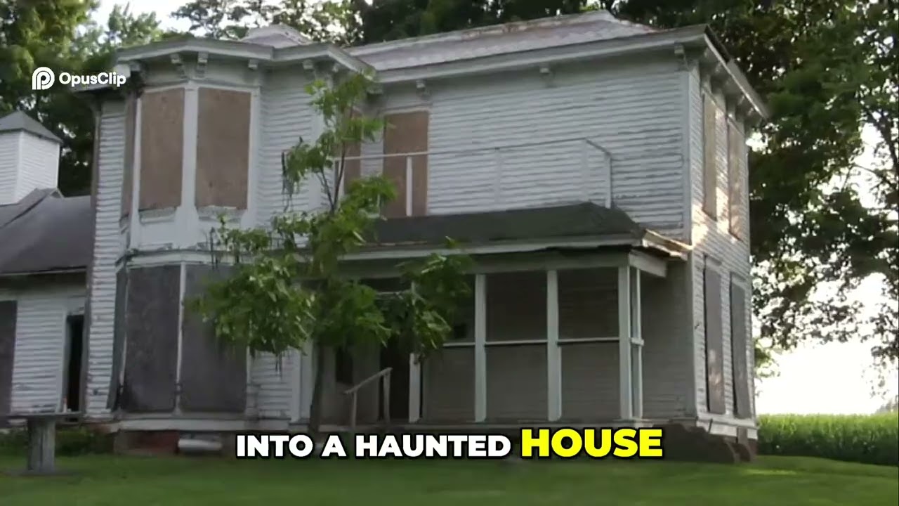 Black Moon Manor: When Haunted Dreams Turn into Nightmares