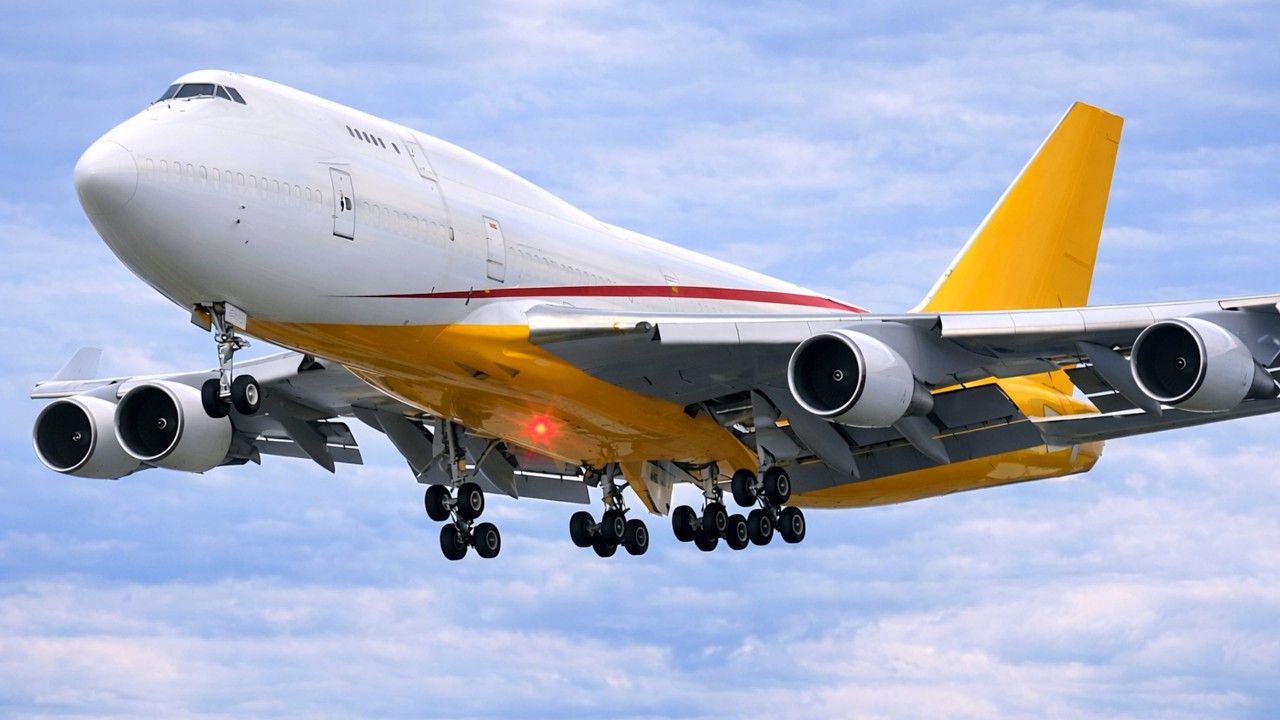 7 HEAVY B747 & A380 Landings into London Heathrow [EGLL]