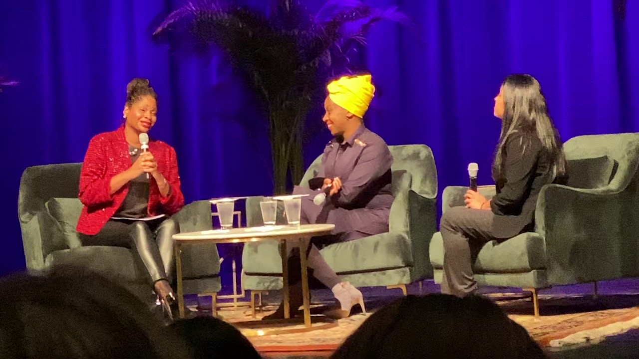 Chimamanda Ngozi Adichie | The danger of a single story | Americanah | Vanderbilt Talk |Motivational