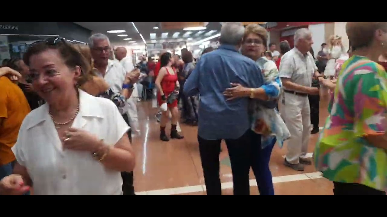 Baile en Unicentro No. 7 - 24 de mayo de 2025 - Grabado por: Cusa int