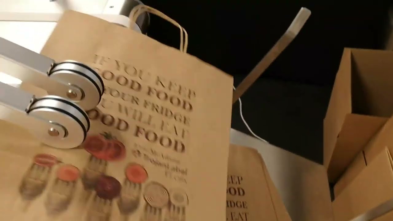 The TrojanLabel T3 OPx Printing on Paper Bags