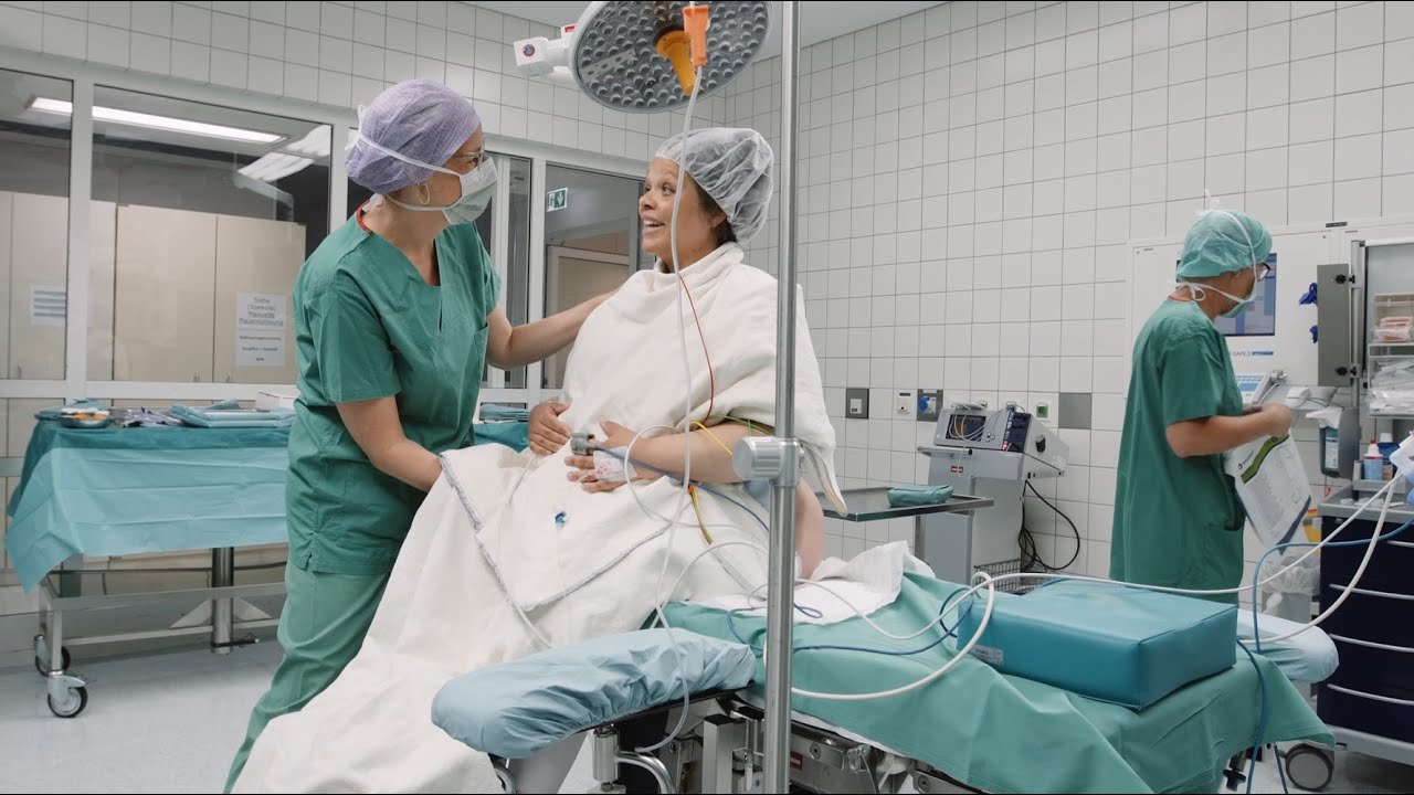 Geburtshilfe – Kaiserschnitt Sectio – Barmherzige Brüder Krankenhaus St. Barbara Schwandorf