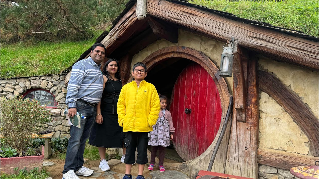 Hobbiton movie set vlog | lord of the rings set | New Zealand tour | iconic place💝