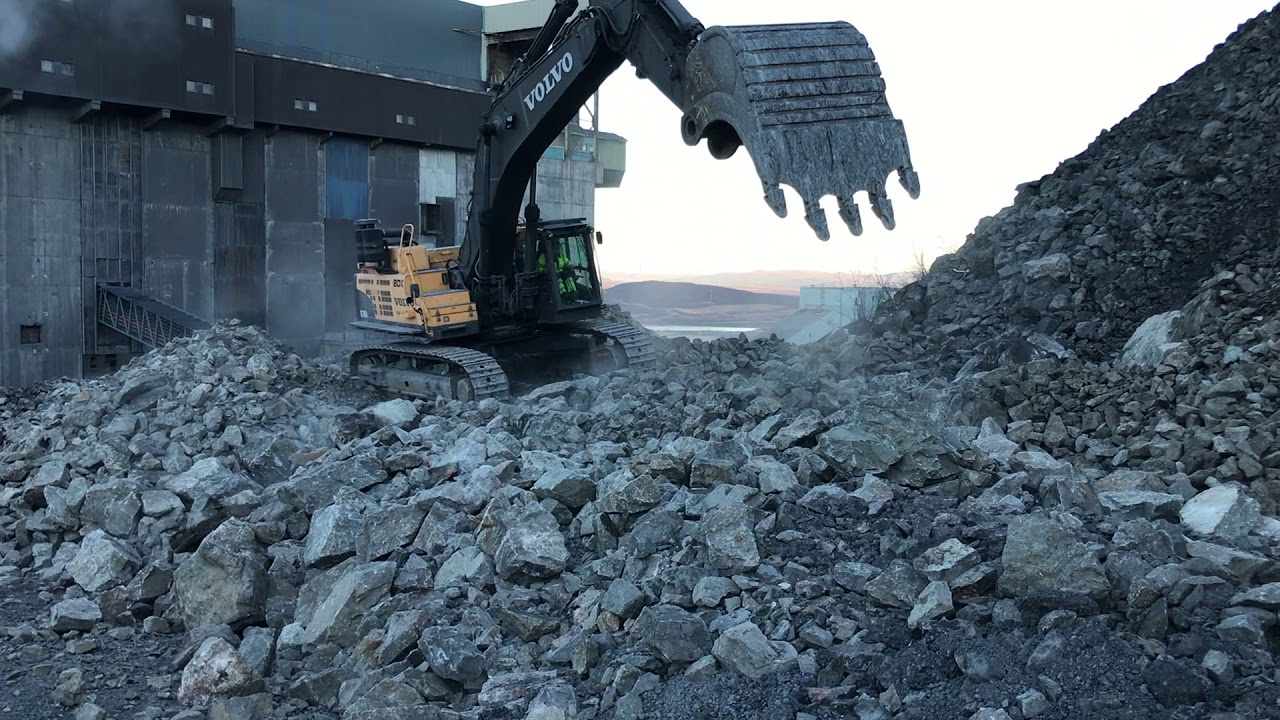 VOLVO EC700 Grävmaskin säljs på Klaravik