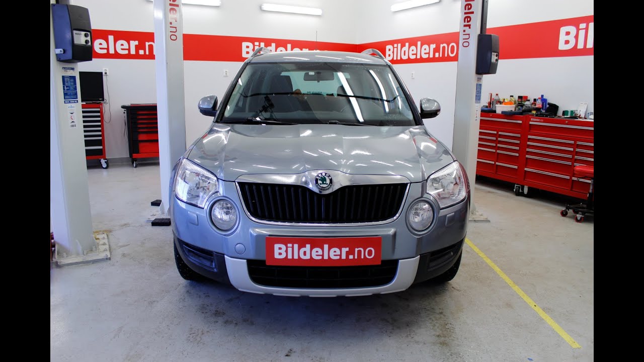 Skoda Yeti: Hvordan bytte halogen hovedlyspære - 2009 til 2015 mod. (5L)