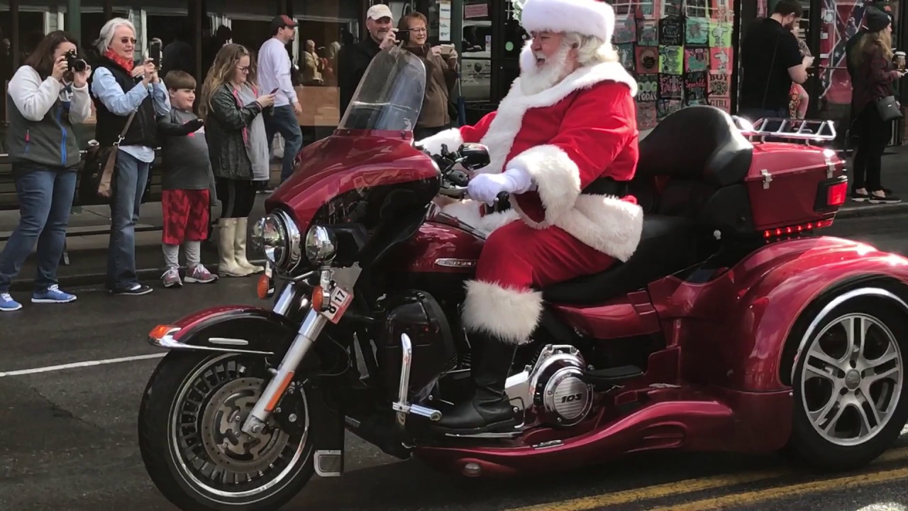 Santa parade in gatlinburg TN
