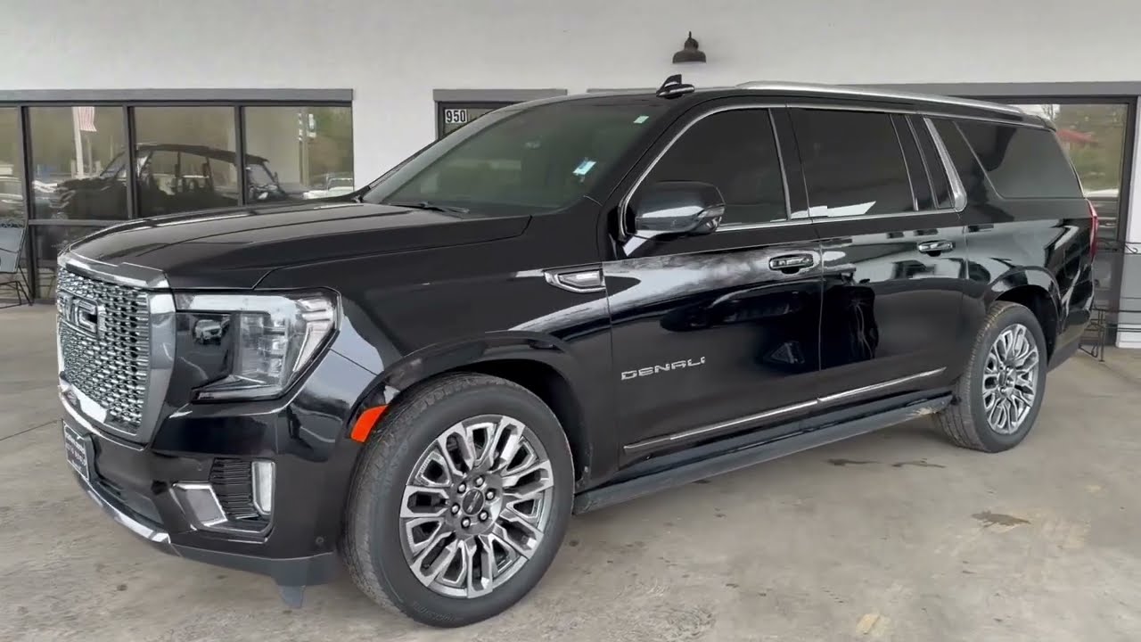 2023 GMC Yukon XL Denali Ultimate