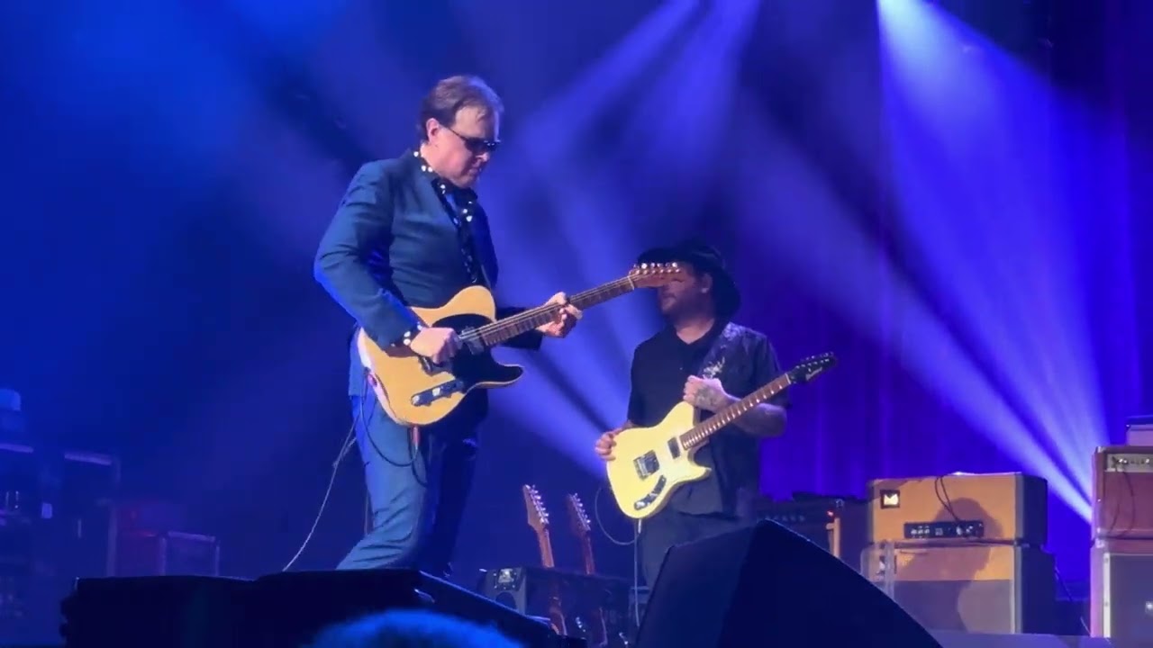 Joe Bonamassa - (4K) The Heart That Never Waits Live @  The State Theater Minneapolis, MN