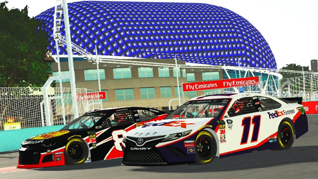 NASCAR AT SINGAPORE IS A RACING DELIGHT!